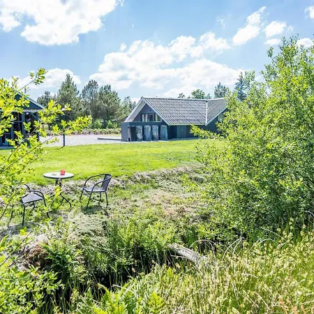 Xli Holiday home *
